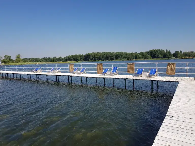 Zdjęcie Jezioro Białe Gostynin opinie: czy warto odwiedzić? Atrakcje, wady i zalety