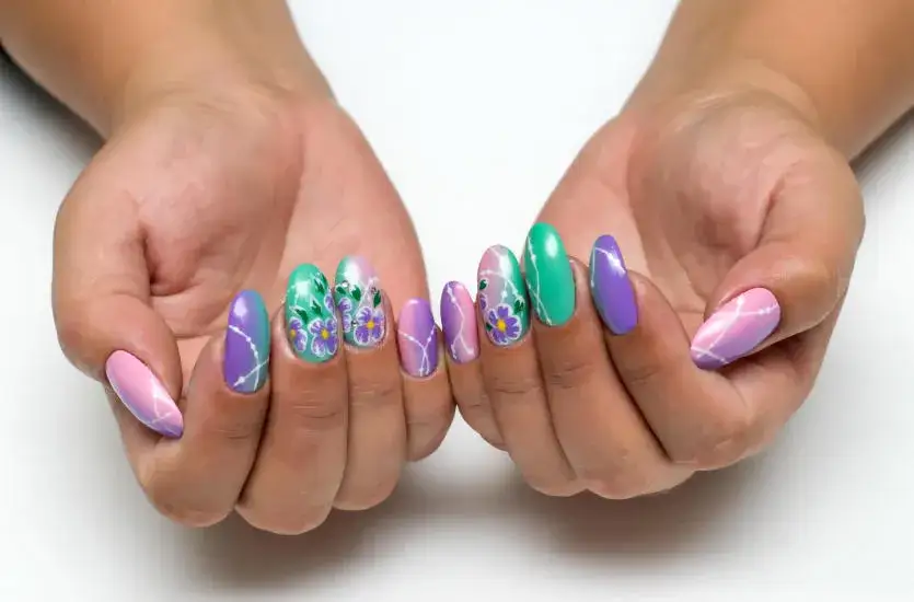 Zdjęcie Czym się różnią żele od hybryd – kluczowe różnice i wybór idealny