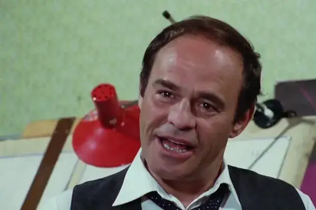 Zdjęcie Stanisław Bareja jako reżyser Alternatywy 4 – jego niezapomniane dzieło