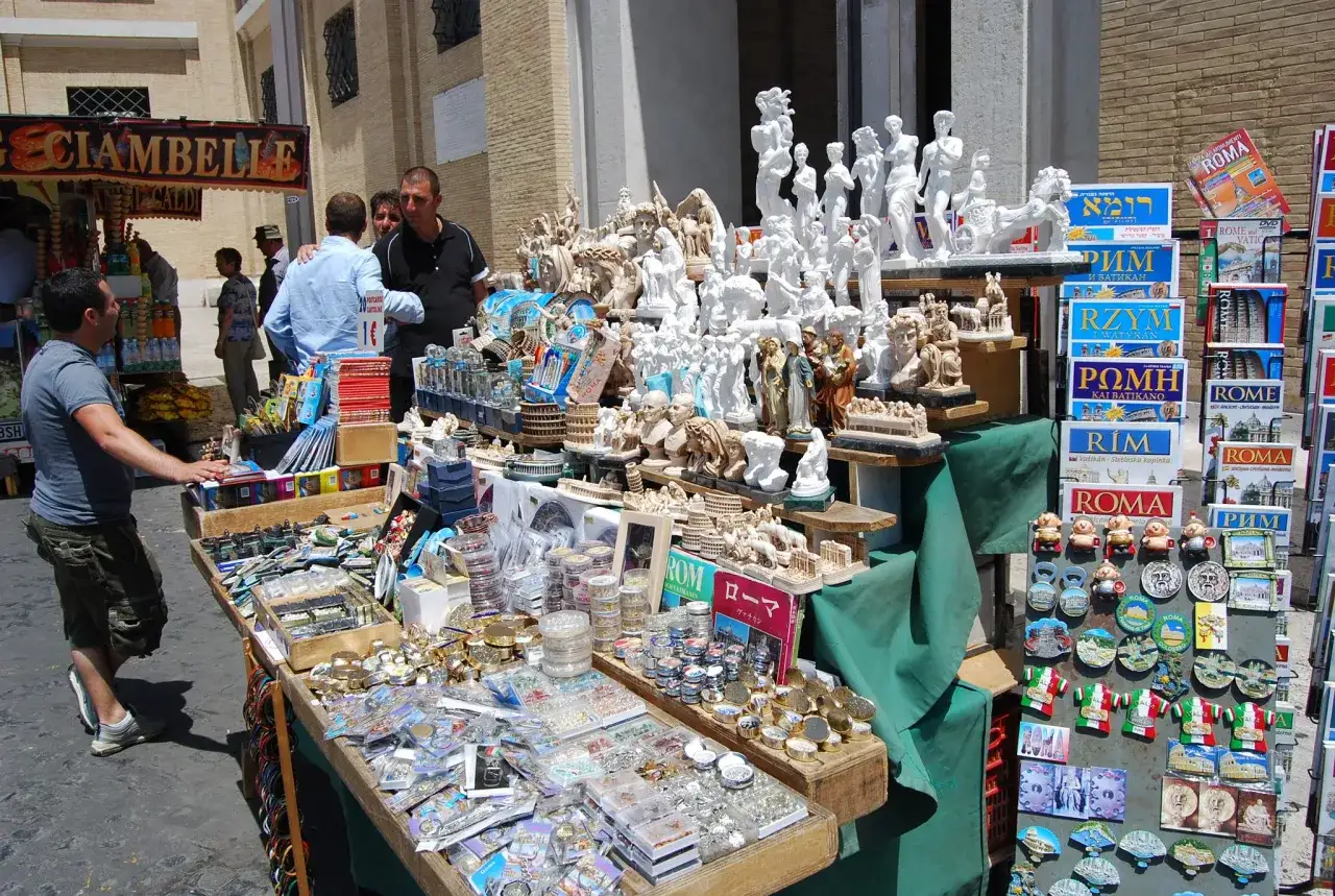 Zdjęcie Gdzie kupić pamiątki w Rzymie? Odkryj najlepsze miejsca i unikalne wyroby