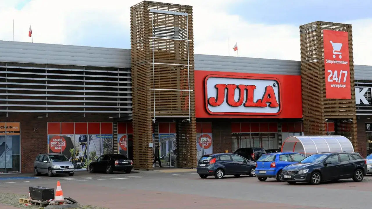 Zdjęcie Pierwszy sklep Jula w Polsce: historia i znaczenie dla rynku detalicznego
