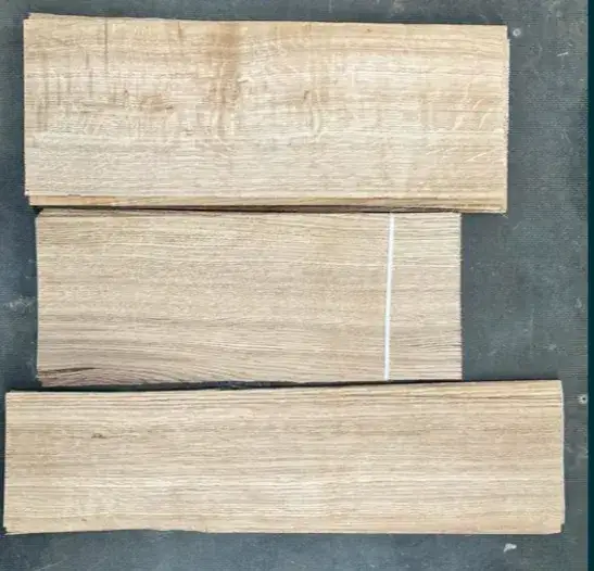 Zdjęcie Fornir dębowy - naturalny materiał dla mistrzów aranżacji wnętrz