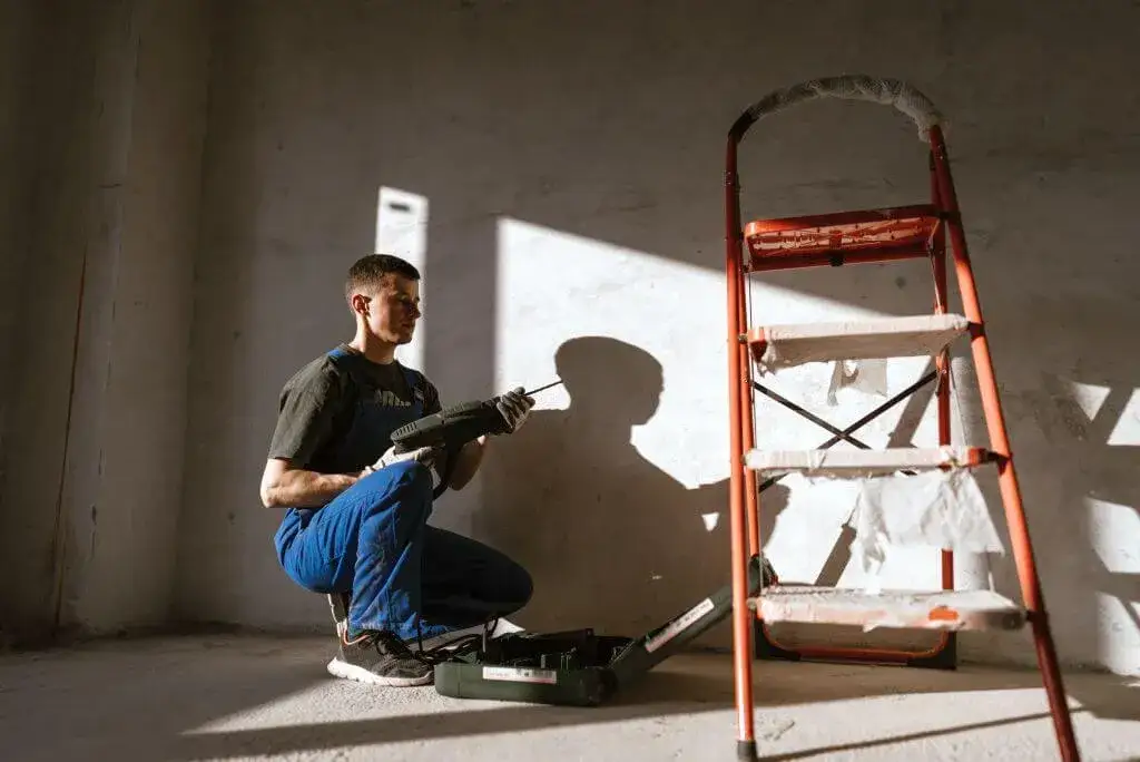 Zdjęcie Ile kosztuje kapitalny remont mieszkania 60m2? Sprawdź, co wpłynie na cenę