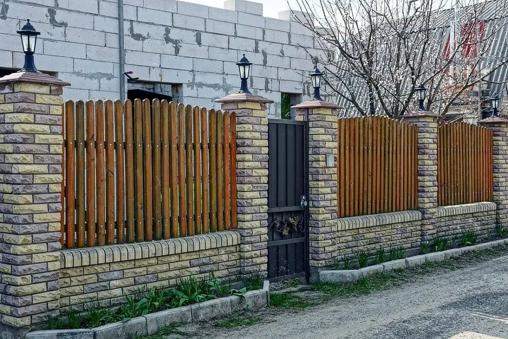 Zdjęcie Czy ogrodzenie to obiekt budowlany? Poznaj prawne aspekty