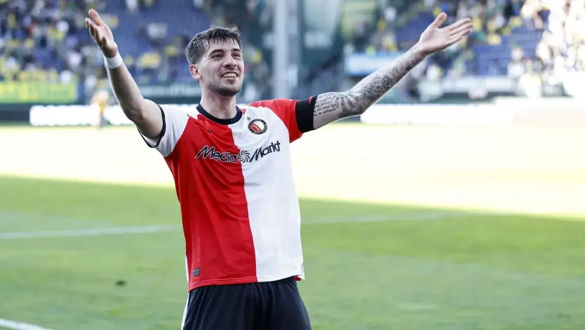 Zdjęcie Jakub Moder statystyki: Zaskakujące osiągnięcia i forma w Feyenoord