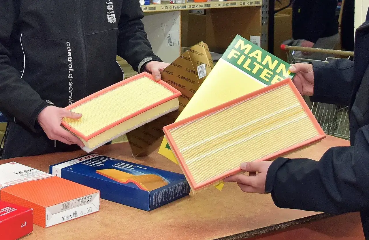 Zdjęcie Co ile wymieniać filtr powietrza w dieslu, aby uniknąć problemów?