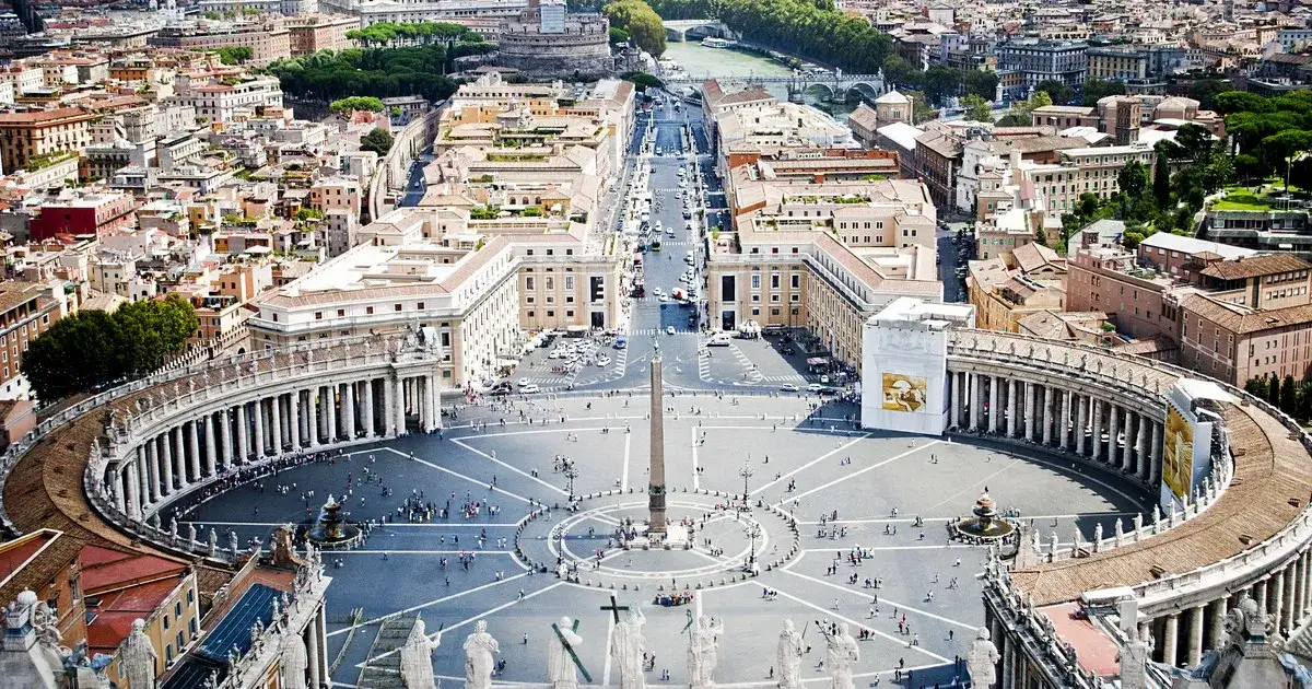 Zdjęcie Watykan ile ludzi? Zaskakujące fakty o mieszkańcach Watykanu