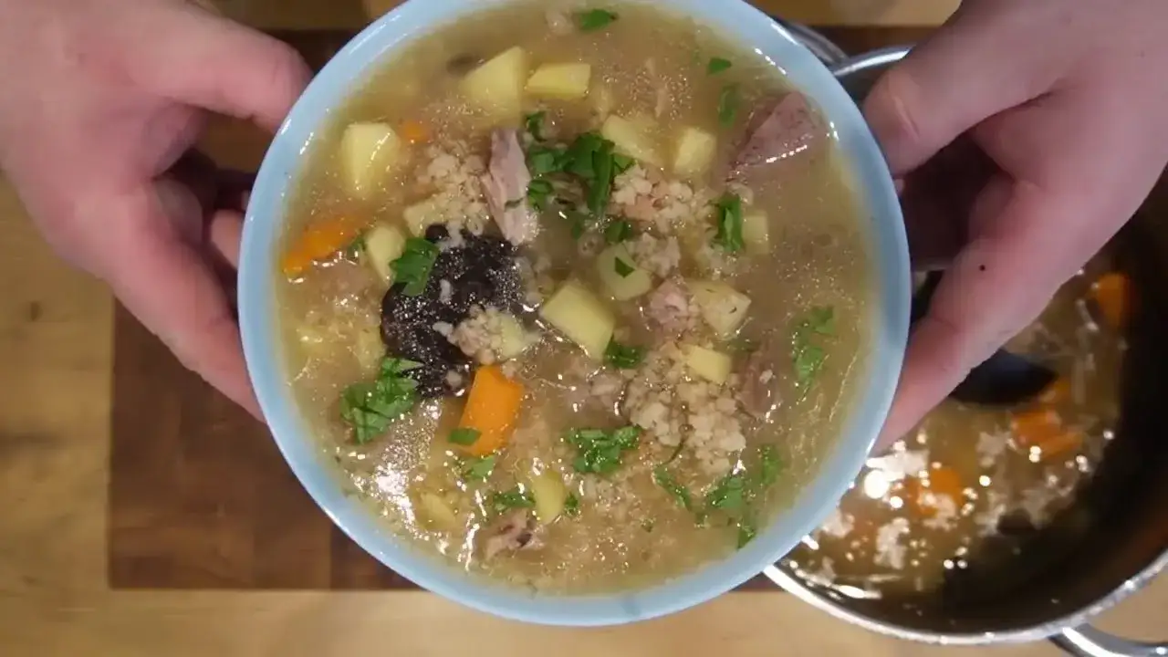 Zdjęcie Jak zrobić zupę krupnik – prosty przepis na idealny smak domu