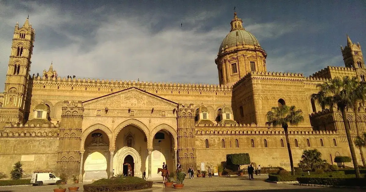 Zdjęcie Jak dojechać z lotniska Palermo do centrum - tanio i szybko