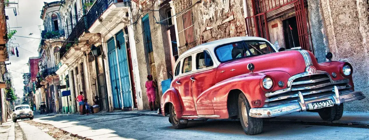 Zdjęcie Kuba czy jest bezpiecznie? Odkryj prawdziwe zagrożenia dla turystów