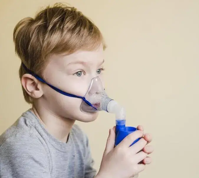 Zdjęcie Skuteczne sposoby na mokry kaszel u dziecka - leki i domowe metody