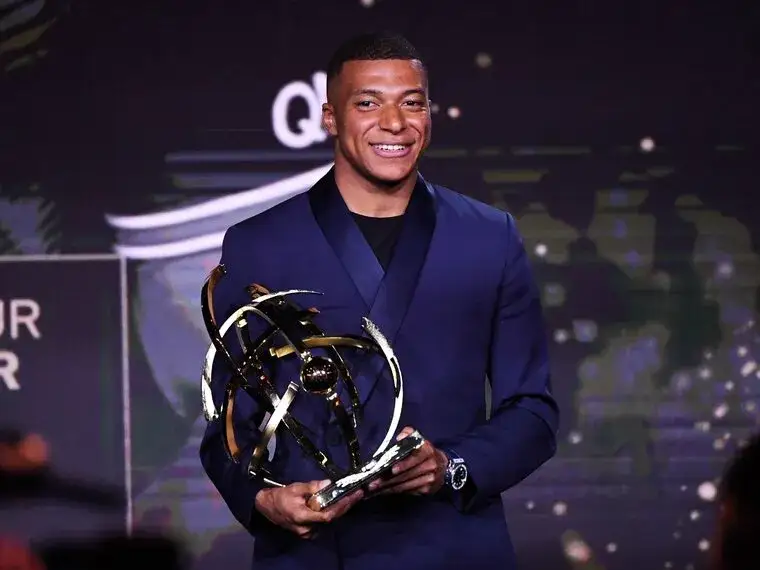 Zdjęcie Kylian Mbappé statystyki: Zaskakujące osiągnięcia i forma napastnika