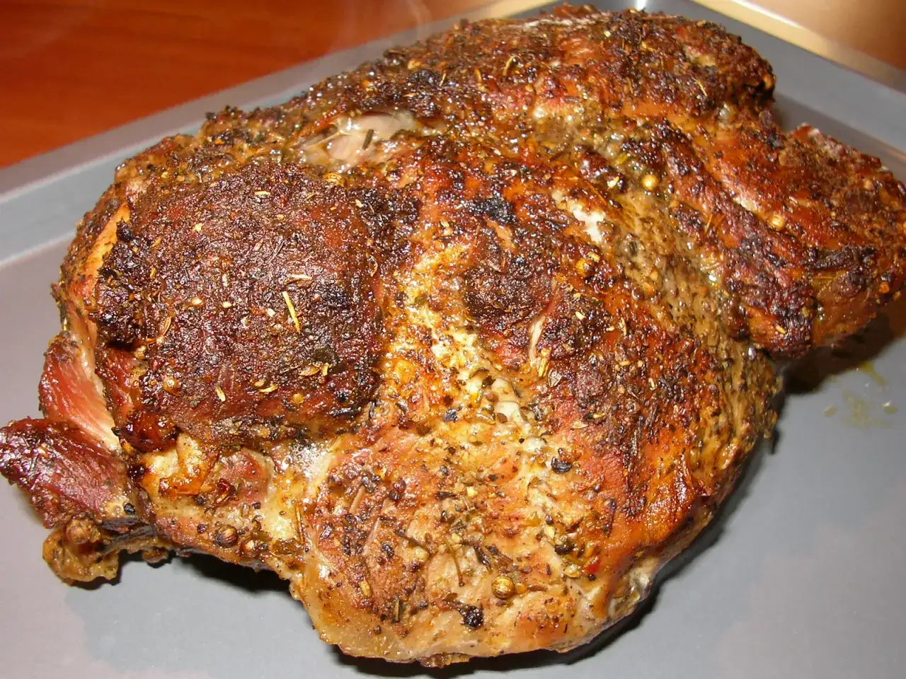 Zdjęcie Łopatka wieprzowa na obiad: Jak zrobić ją kruchą i pełną smaku?