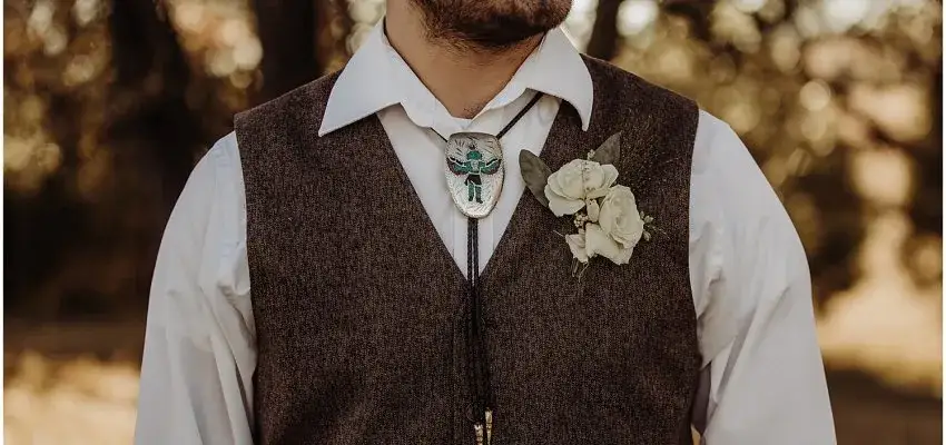 Zdjęcie Jak nosić krawat bolo elegancko: praktyczne porady i najlepsze stylizacje