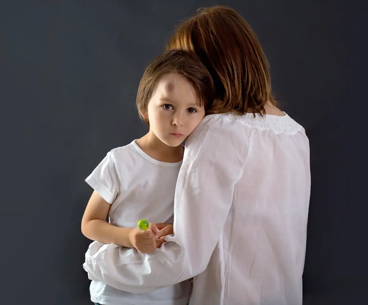 Zdjęcie Guz na czole u dziecka - skuteczne sposoby na łagodzenie bólu