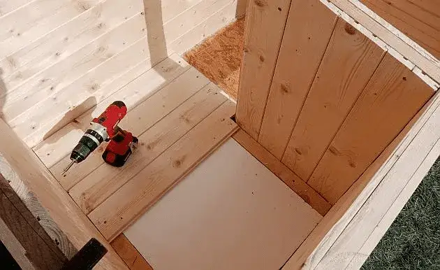 Zdjęcie Jak zrobić podest dla psa, aby był bezpieczny i wygodny w użyciu