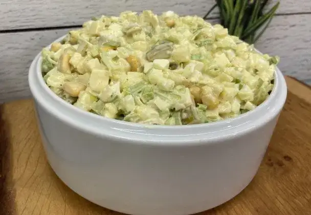 Zdjęcie Najlepsze sałatki na wielkanoc: 6 tradycyjnych przepisów na świąteczny stół