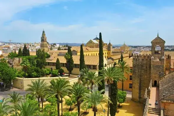 Zdjęcie C&oacute;rdoba: Qu&eacute; ver y c&oacute;mo planificar tu viaje a la ciudad de las 3 culturas