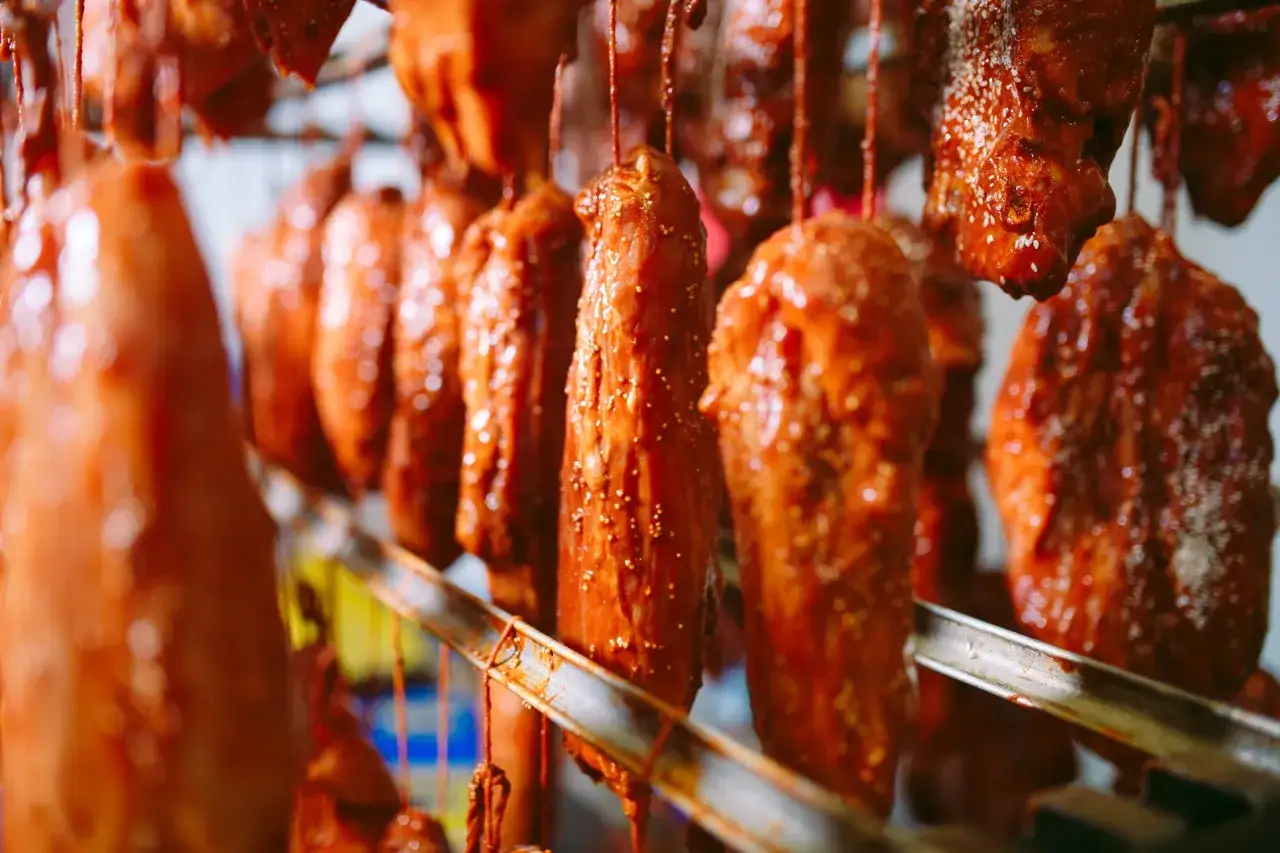 Zdjęcie Jak długo wędzić schab? Sprawdzone metody i optymalne czasy