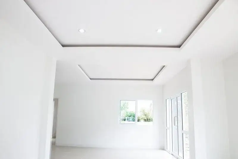 Zdjęcie Wykończenie sufitu: 5 sprawdzonych metod na eleganckie wnętrze