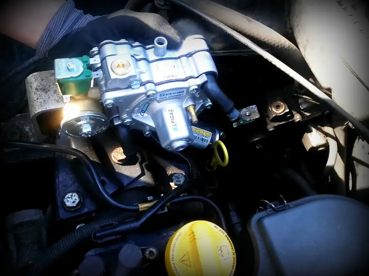 Zdjęcie Objawy uszkodzonego parownika LPG – jak rozpoznać problemy w aucie