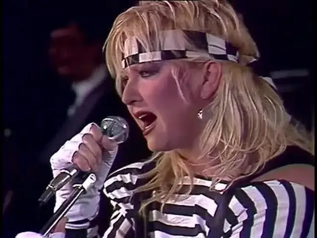 Zdjęcie Życie kochanie trwa tyle co taniec - piękno miłości i ulotności