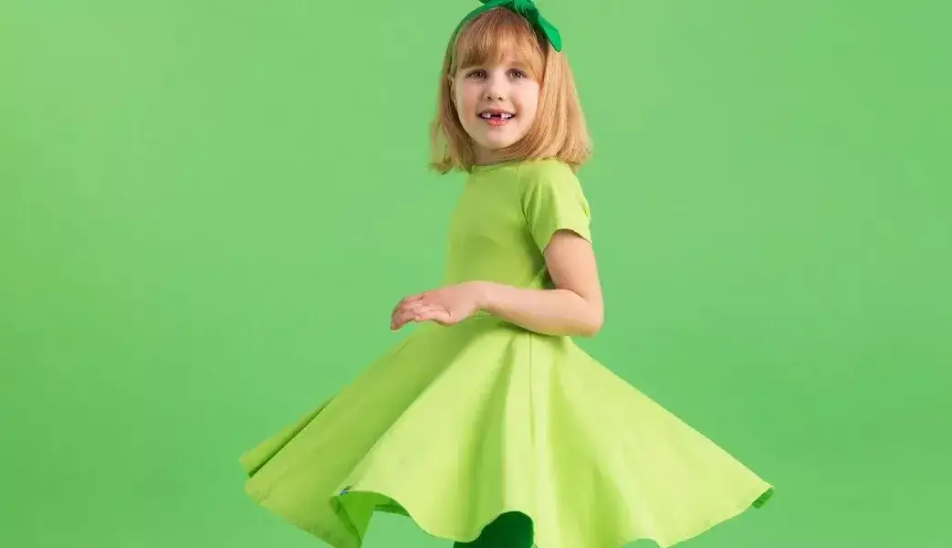 Zdjęcie Jak ubrać dziecko na dzień wiosny - poradnik dla rodziców przedszkolaków