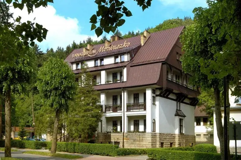 Zdjęcie Sanatorium Moniuszko Duszniki Zdrój opinie: co mówią goście o usługach