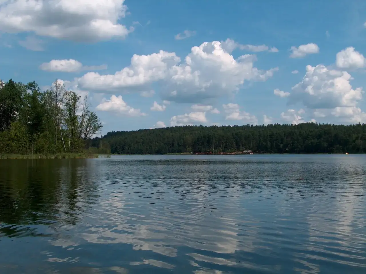 Zdjęcie Jezioro Czarne warmińsko mazurskie – tajemnice, które musisz poznać