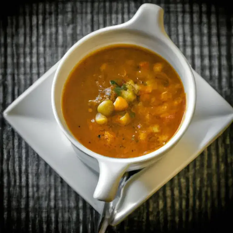 Zdjęcie Jak doprawić zupę jarzynową, by była smaczniejsza i aromatyczna