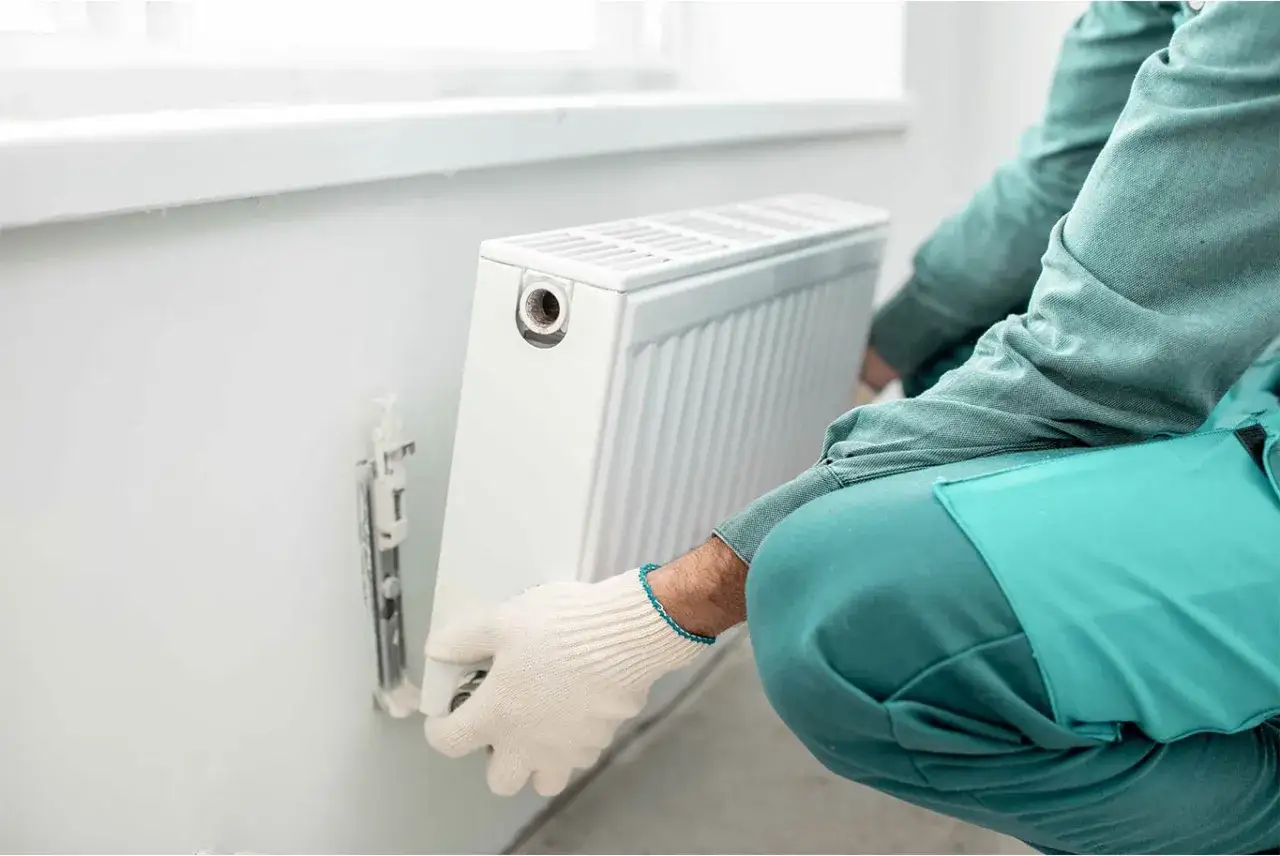 Zdjęcie Jak wymienić kaloryfer w bloku - uniknij kosztownych błędów