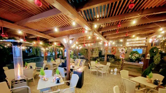 Zdjęcie Gdzie zjeść w Kazimierzu Dolnym? Odkryj najlepsze restauracje