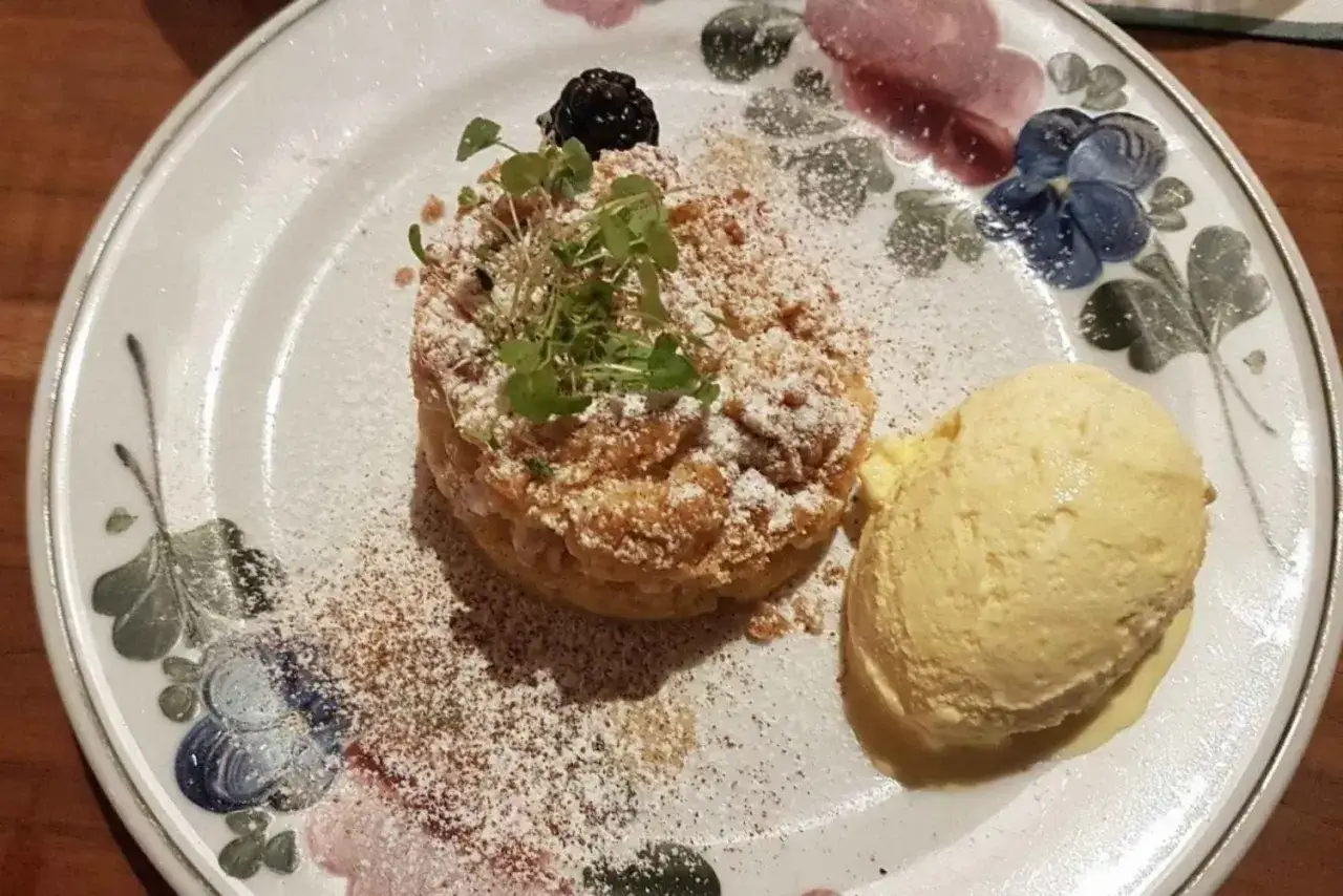 Zdjęcie Gdzie zjeść w Bratysławie? Odkryj najlepsze restauracje i smaki