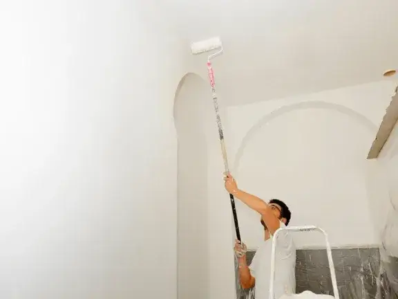 Zdjęcie Najlepsza farba do ścian: Ranking i porady jak uzyskać idealne krycie