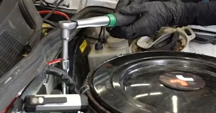 Zdjęcie Der richtige ölfilter für Mercedes: So verlängern Sie die Motorlebensdauer