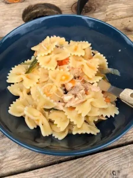 Zdjęcie Nie wyrzucaj mięsa z grilla! Sprytne sposoby na pyszne dania z resztek