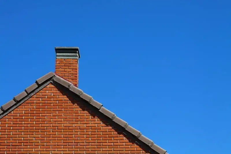 Zdjęcie Jak wymurować komin z cegły - uniknij najczęstszych błędów budowlanych