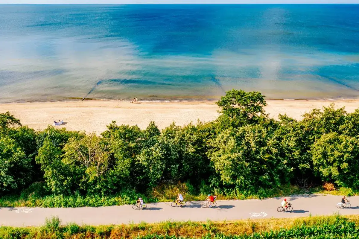 Zdjęcie Trasa rowerowa wokół jeziora Jamno - odkryj łatwe i trudne trasy