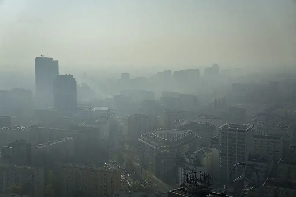Zdjęcie Jak sprawdzić smog w Warszawie i chronić swoje zdrowie