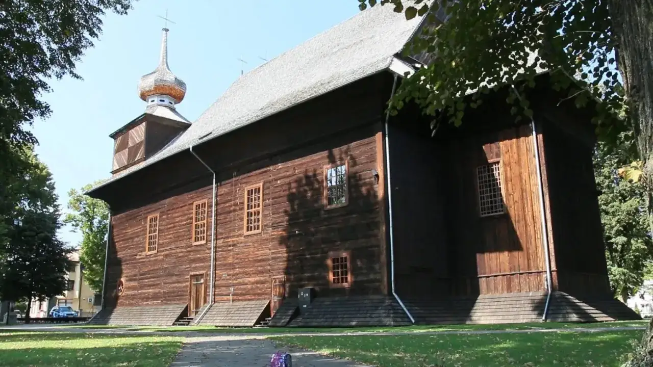 Zdjęcie Sanktuarium Tomaszów Lubelski: fascynująca historia i architektura miejscowości