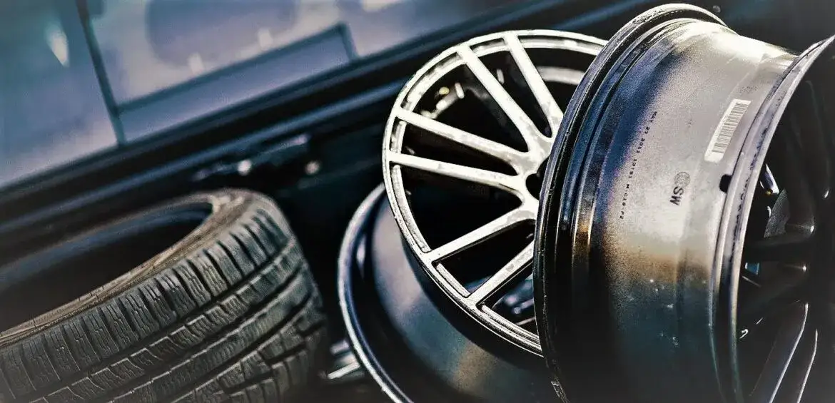 Zdjęcie Jak wysłać felgi z oponami bez ryzyka uszkodzeń i kosztów