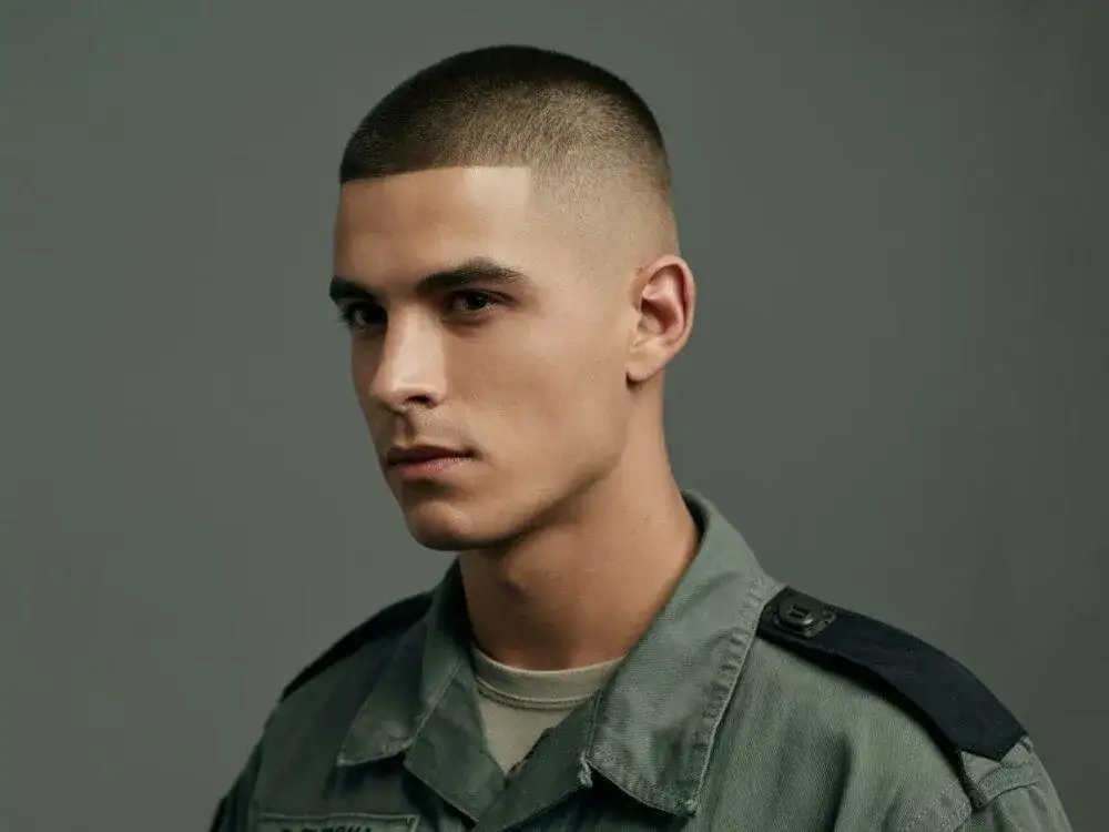Zdjęcie Fryzura buzzcut: 5 powodów dlaczego warto ją wypróbować