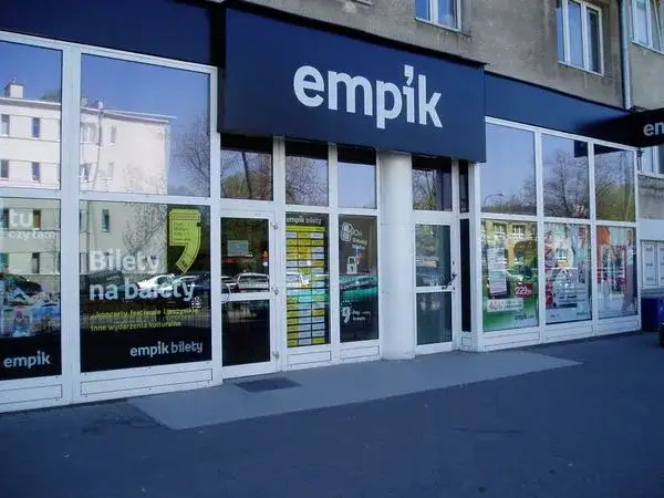 Zdjęcie Empik: Odbiór w salonie - jak długo czeka zamówienie? Terminy