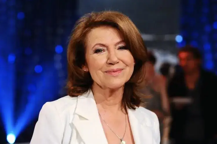 Zdjęcie Halina Frąckowiak – ile lat ma piosenkarka, jej życie i osiągnięcia