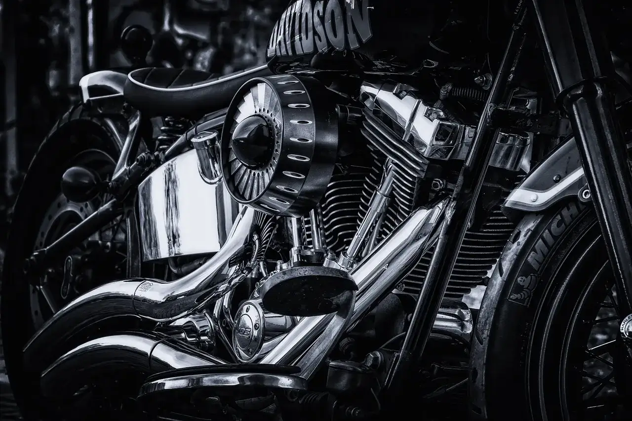 Zdjęcie Jaki olej do amortyzatorów motocyklowych? Uniknij kosztownych błędów