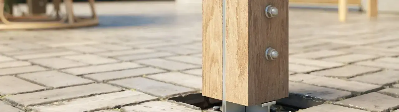 Zdjęcie Jak prawidłowo mocować belki drewniane do podłoża - 5 skutecznych metod