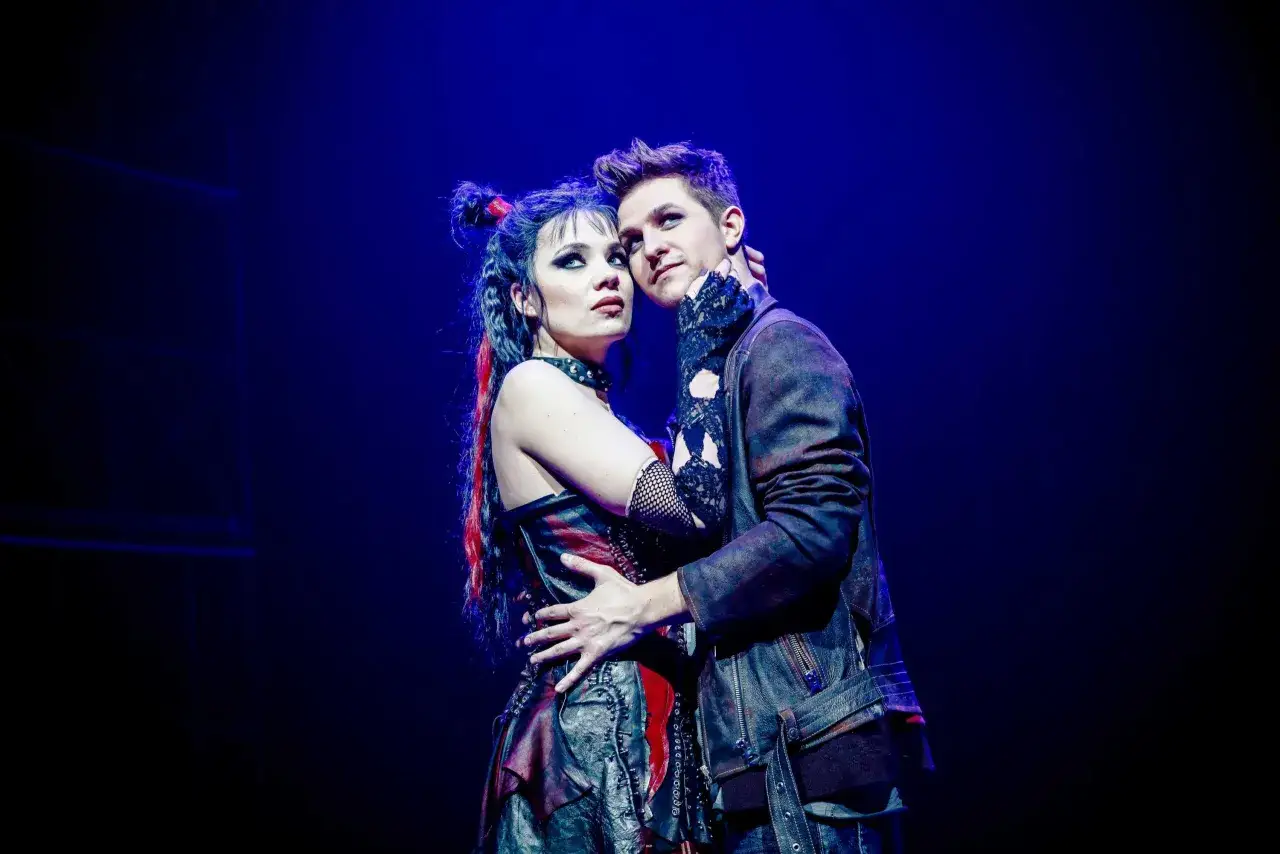 Zdjęcie Sylwester w teatrze Roma: Nie przegap wyjątkowego musicalu We Will Rock You
