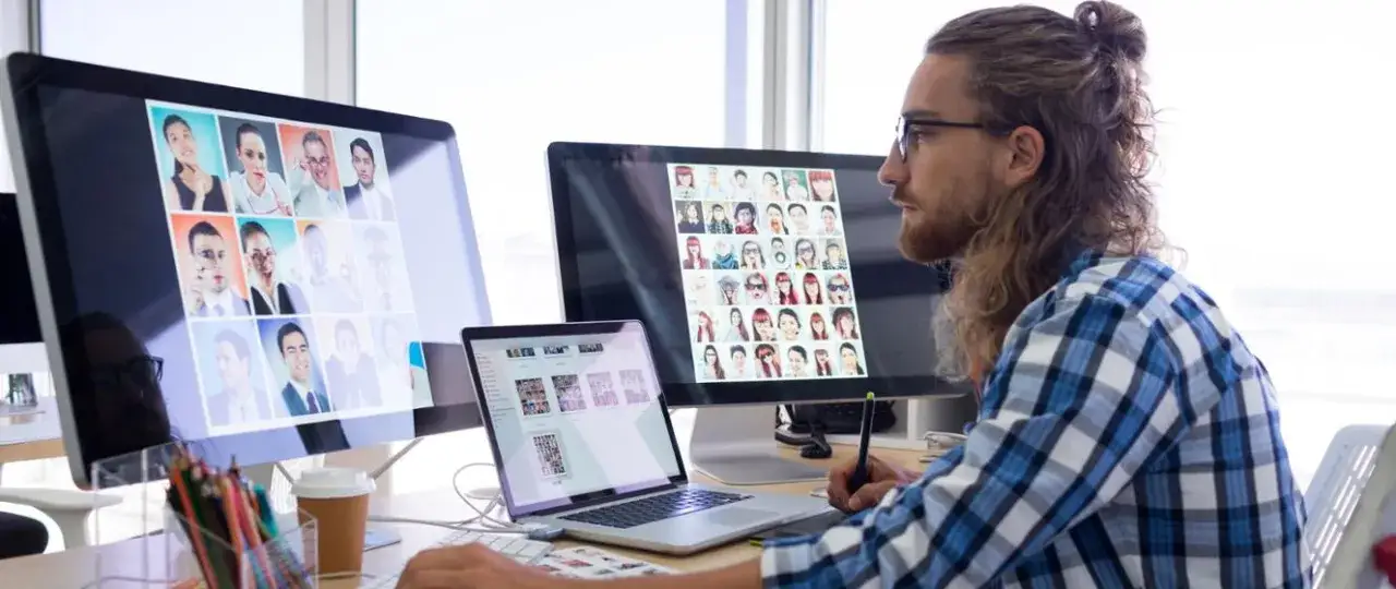 Zdjęcie Czy do stażu pracy wlicza się umowa zlecenie? Nowe przepisy wyjaśnione