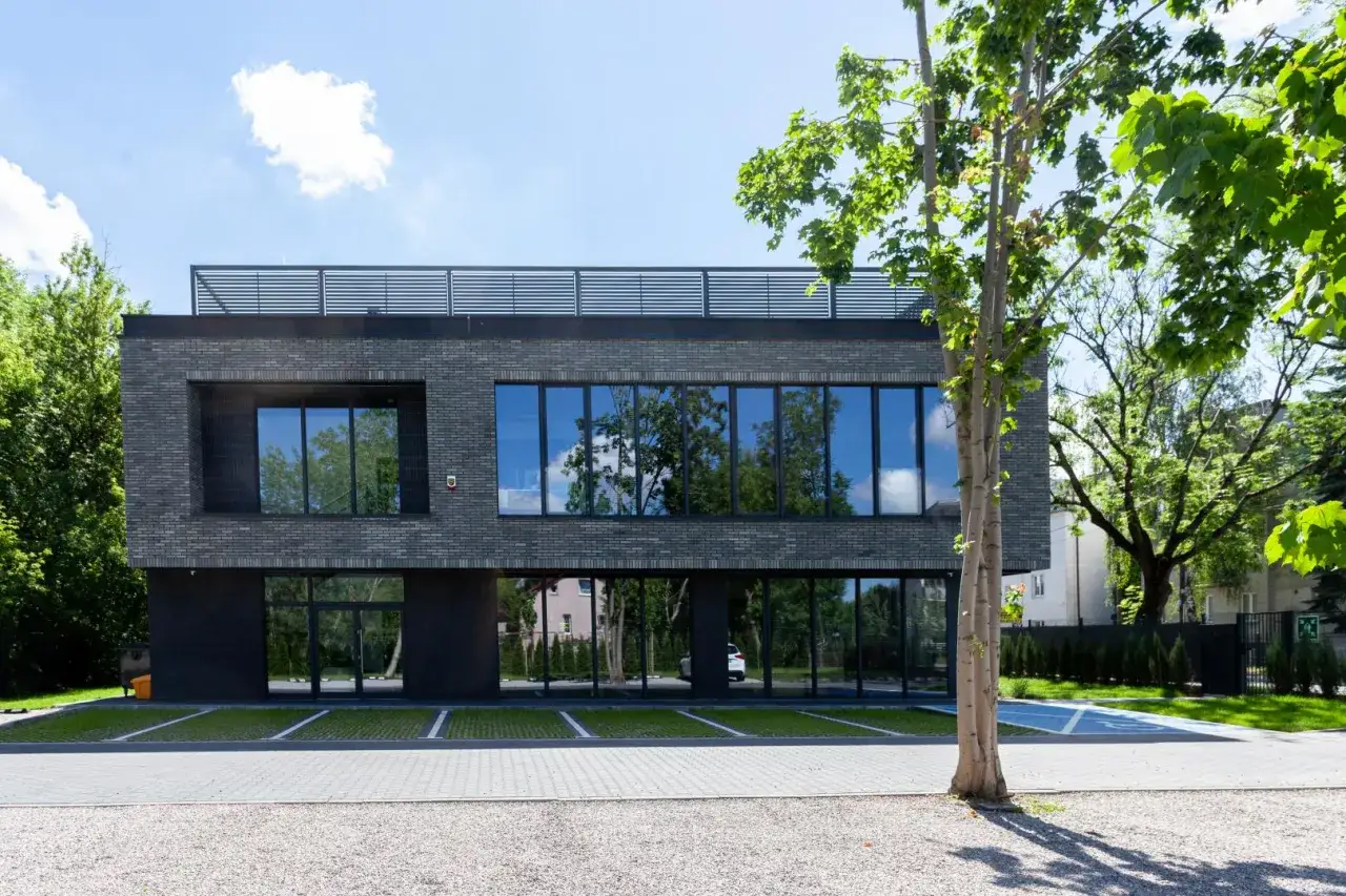 Zdjęcie Koszt budowy 1m² biurowca: czynniki wpływające na cenę