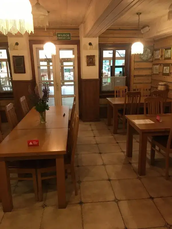 Zdjęcie Międzygórze gdzie zjeść - odkryj najlepsze restauracje i smaki